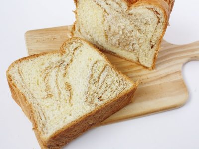 ボローニャ デニッシュ食パン(メープル)