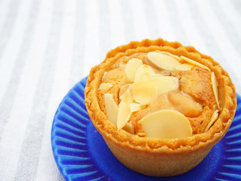 パティスリーKANSENDO　ナッツタルト　中身の写真　アップ