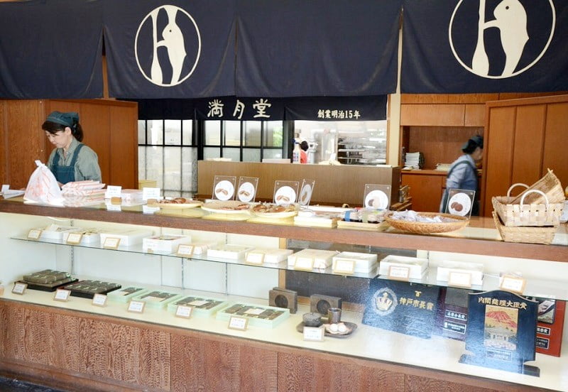 満月堂ショーケース
