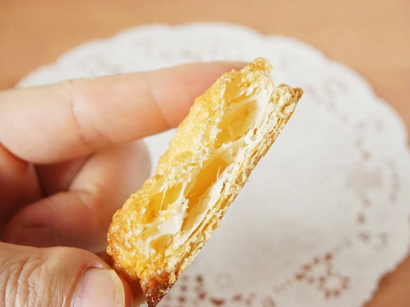 ももさわ菓子舗 すっぽんパイ中身アップ