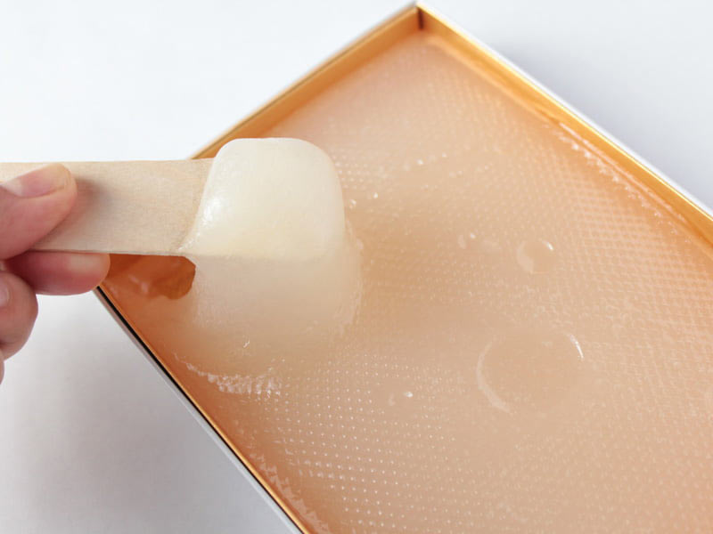 生羽二重餅　中身