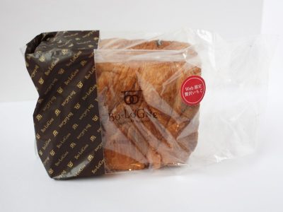 ボローニャ デニッシュ食パン(贅沢いちご)