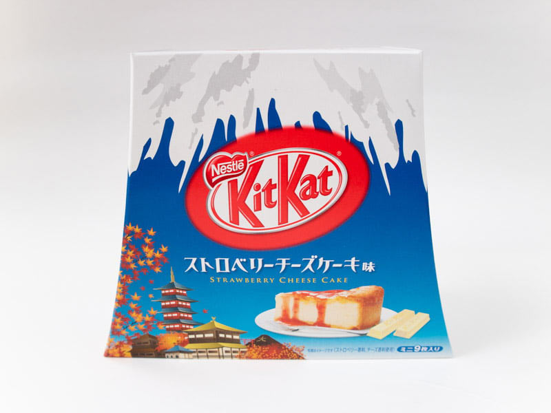 キットカット ミニ「ストロベリーチーズケーキ味 富士山パック」は外国観光客に人気！販売店・カロリー・賞味期限まとめ - おみや