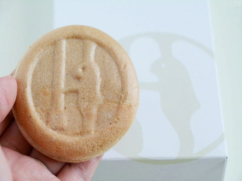 満月堂の箱と最中