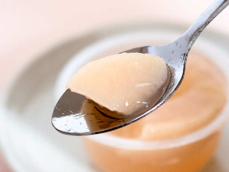 虎屋 白桃ゼリー 中身4