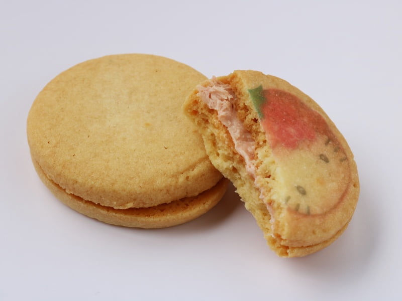 いちごハローキティいちごチョコサンドクッキー 記事内