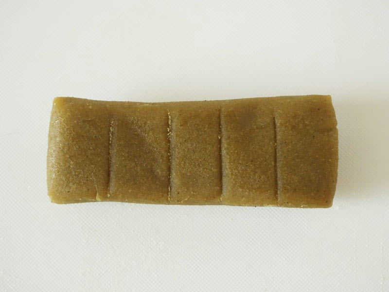 賢治最中本舗末廣 豆銀糖表面