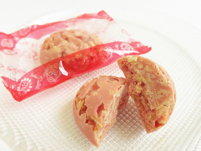 TDR チョコレートクランチ ピック&マンチ ストロベリー