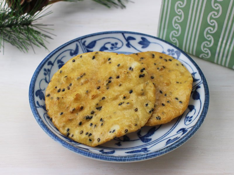 銀座 松崎煎餅 江戸草加 西の丸胡麻の写真