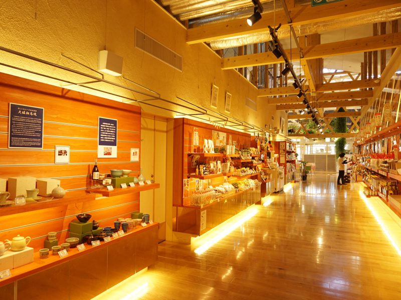 いいたて村の道の駅までい館特産品コーナー