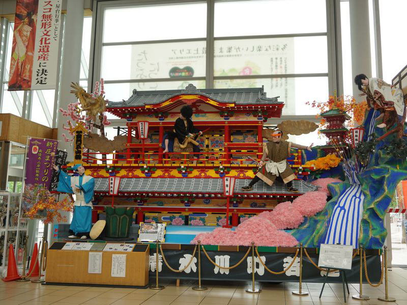 新庄駅新庄まつり山車