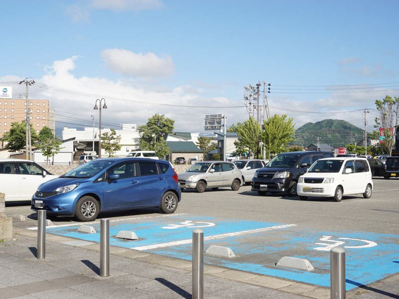 米沢駅駐車場