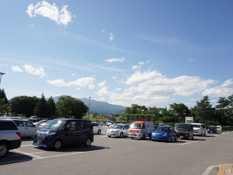 安達太良SA駐車場