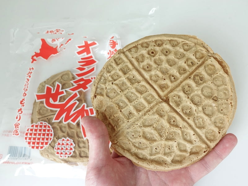 オランダせんべいを開封