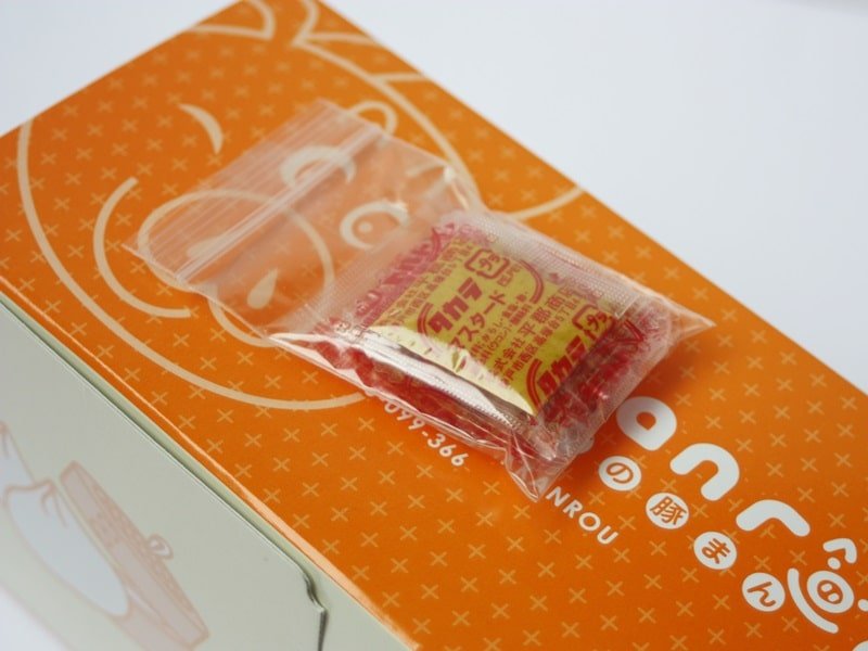 三宮一貫楼の豚まんのカラシ写真