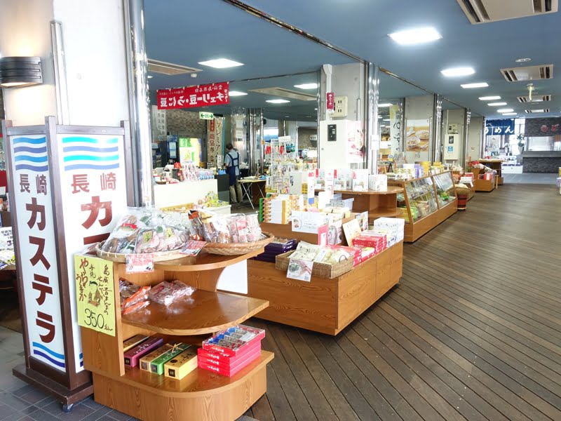 島原港フェリーターミナルのお土産屋さん