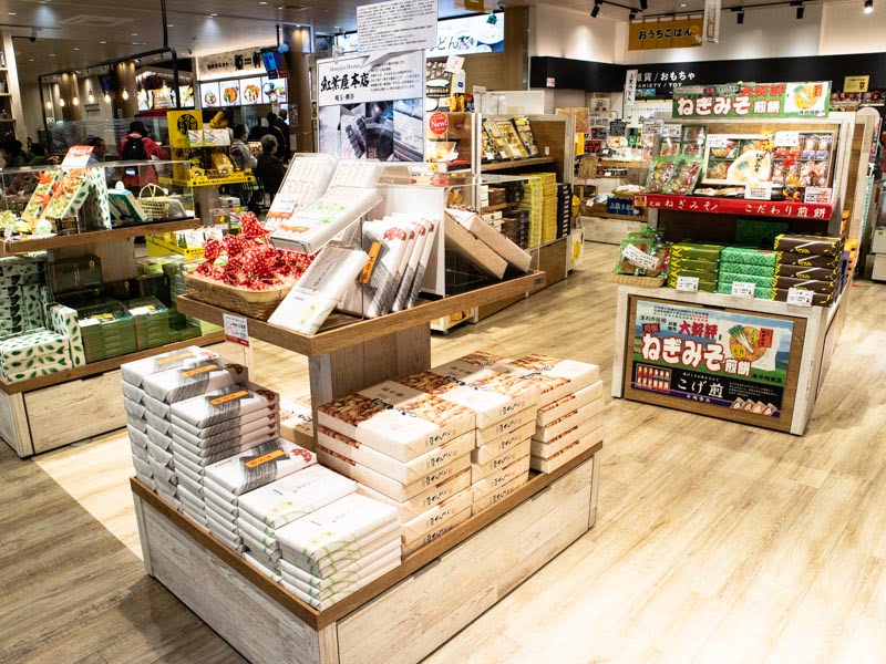 上里SA(下り)のお土産売り場