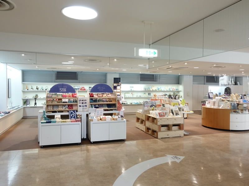 彫刻の森美術館のお土産屋