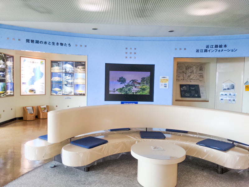 びわ湖大橋米プラザの道の駅休憩所