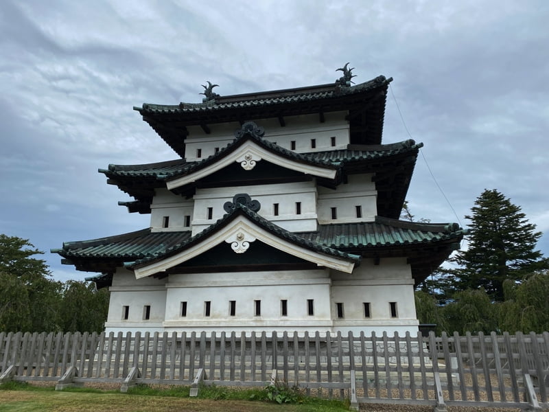 弘前城