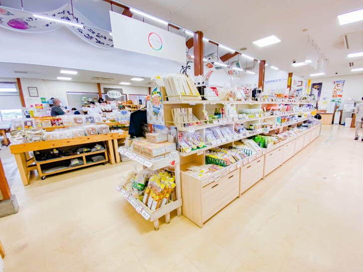 道の駅 笠岡ベイファーム:店内のようす