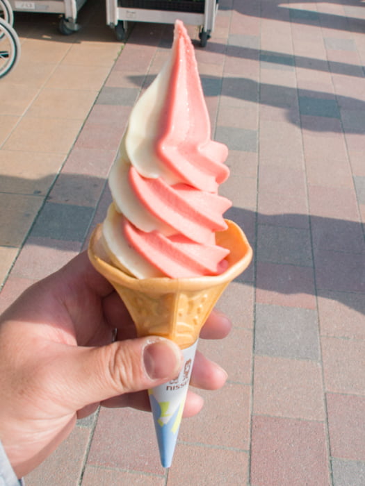 道の駅 笠岡ベイファーム:ひまわりカフェ ソフトクリーム