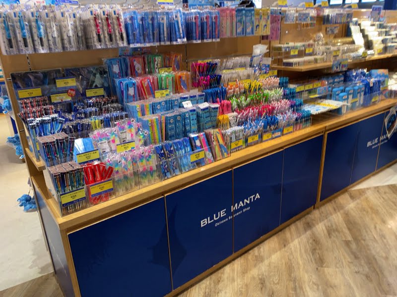 沖縄美ら海水族館のお土産売り場