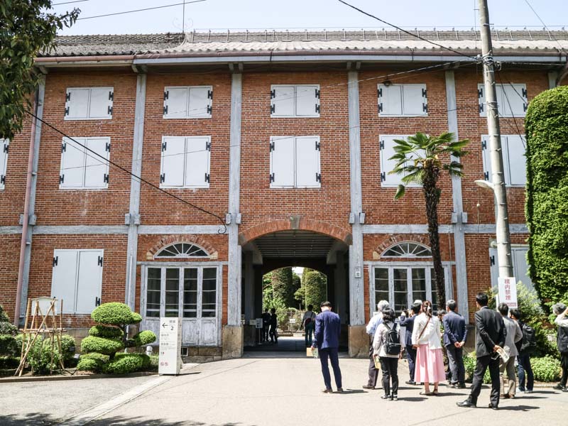 富岡製糸場の東繭置所の外観