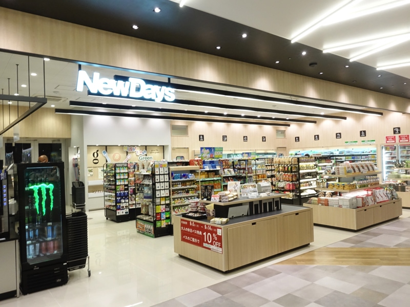 新潟駅のお土産売り場 NewDays新潟東口
